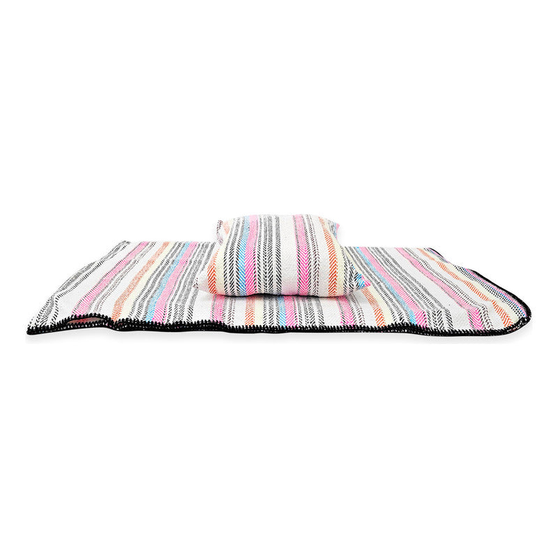 Frazada De Viaje Artesanal Con Almohada Set De Descanso
