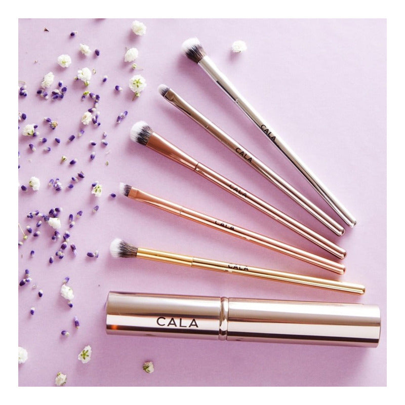Brochas Para Sombras 5pz Con Estuche Para Viaje Marca Cala®