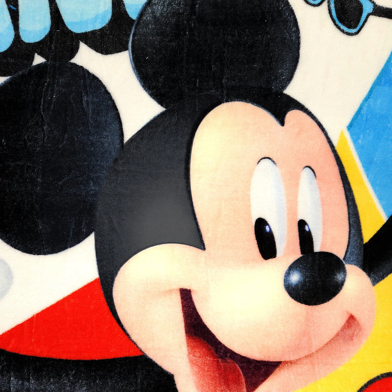Cobertor Ligero Super Suave Matrimonial Diseños Providencia® Mickey Mouse 850 G Multicolor