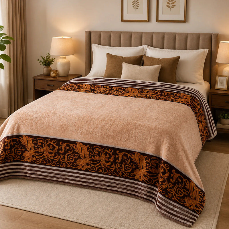 Cobertor Ligero Micrograbado 1.80x2.10m Providencia® Premium Asuan 1 Kg Beige