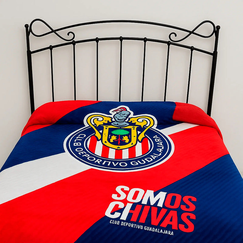 Cobertor Edredón De Borrega Matrimonial Providencia® Futbol Somos Chivas 1 Kg Multicolor