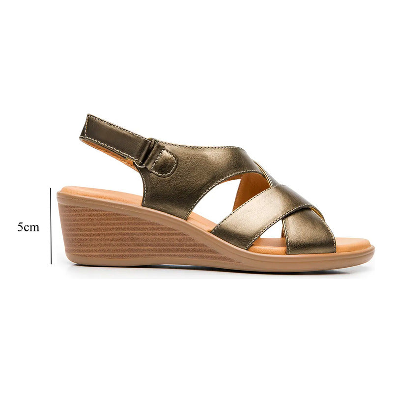 Sandalia Casual Con Tacón Para Dama Mod.123716 Marca Flexi® Dorado Claro Liso 26 Mx