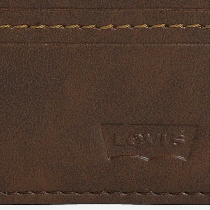 Billetera Bifold Para Hombre Mod.87522-0169 Marca Levi's® Marrón Liso