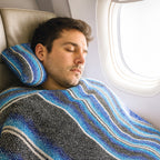 Frazada De Viaje Artesanal Con Almohada Set De Descanso
