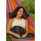 Frazada De Viaje Artesanal Con Almohada Set De Descanso