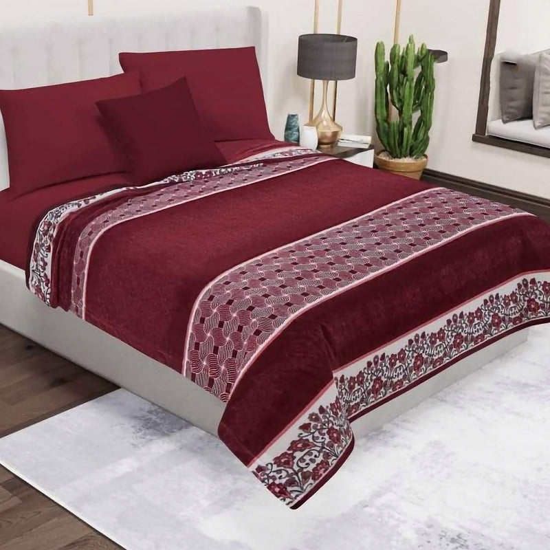 Cobertor Ligero Micrograbado 1.80x2.10m Providencia® Premium Rieña 1 Kg Bordó
