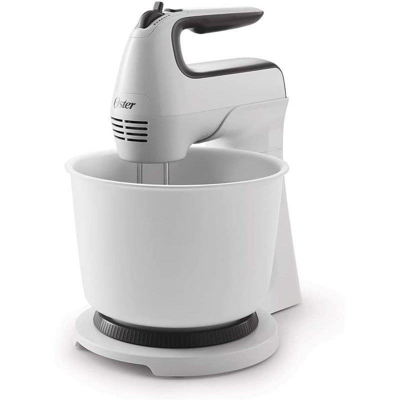 Batidora De Mano Y Pedestal Mod. Fpsths3610 Marca Oster® Blanco