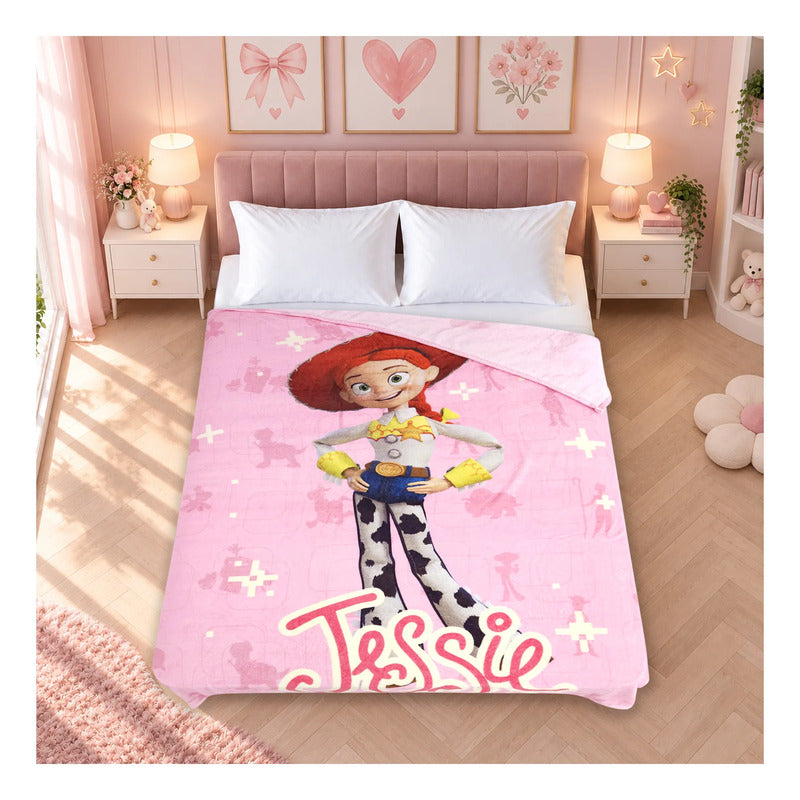 Cobertor Ligero Super Suave Matrimonial Diseños Providencia® Jessy La Vaquerita 850 G Multicolor