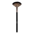 Brocha De Abanico Mediana Mod. Yx1268 Marifer Cosmetics® Negro