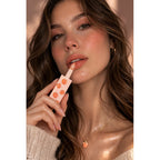 Lip Oil Sweet Dose Brillo Labial Marca Beauty Creations® Durazno