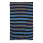 Frazada De Viaje Artesanal Con Almohada Set De Descanso