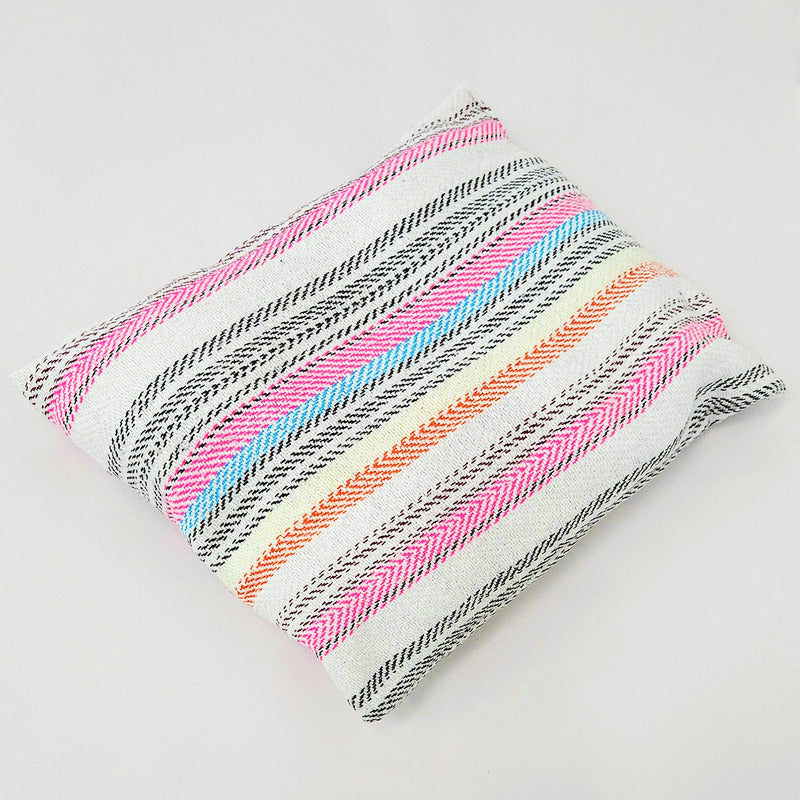 Frazada De Viaje Artesanal Con Almohada Set De Descanso