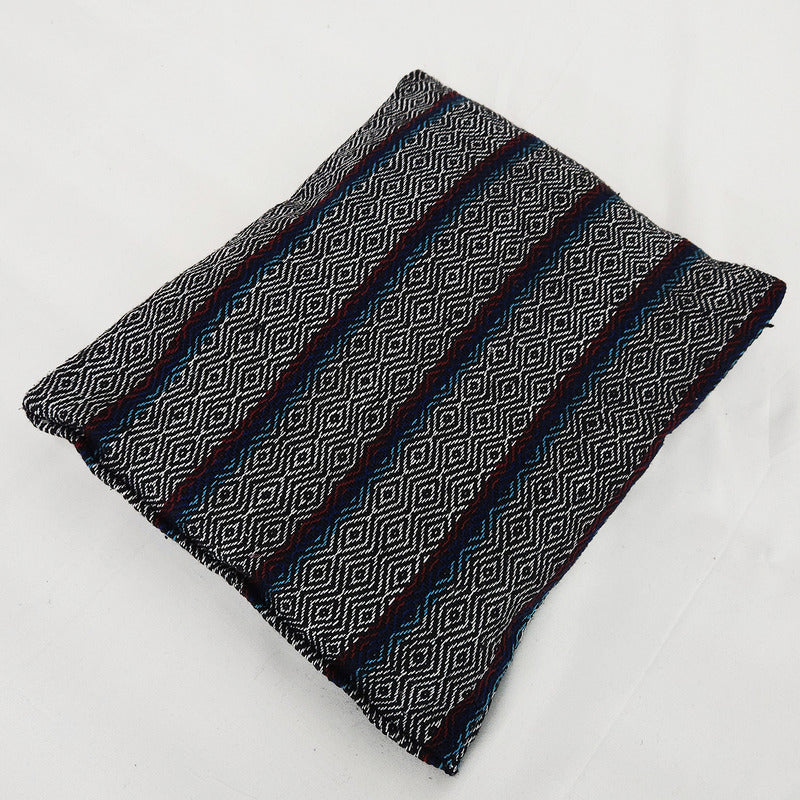 Frazada De Viaje Artesanal Con Almohada Set De Descanso