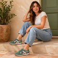 Tenis Casual De Gamuza Para Dama Mod.l1126213 Marca Levís® Verde Gamuza 25.5 Mx