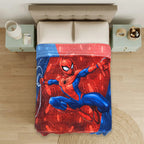 Cobertor Ligero Super Suave Matrimonial Diseños Providencia® El Hombre Araña 850 G Multicolor
