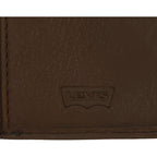 Billetera Trifold Para Hombre Mod.87524-0088 Marca Levi's® Marrón Liso