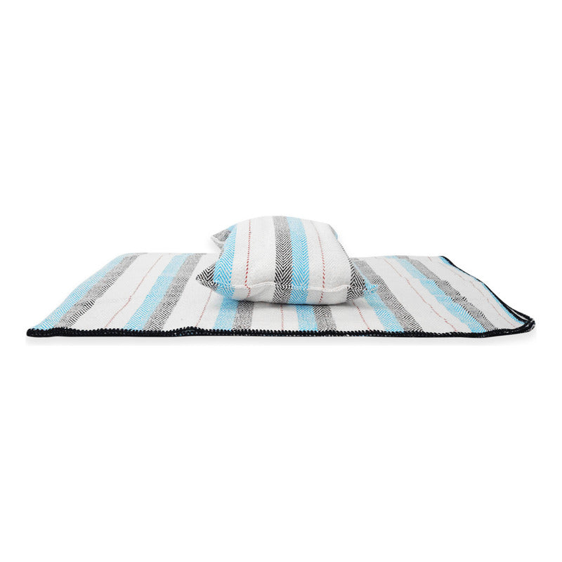 Frazada De Viaje Artesanal Con Almohada Set De Descanso