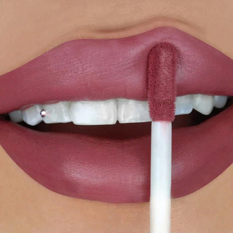 Labial Líquido Velvet Stay Lip Paint Marca Beauty Creations®