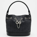 Bolso Drawstring Mediano Para Mujer Marca Cloe® Negro Lisa Níquel