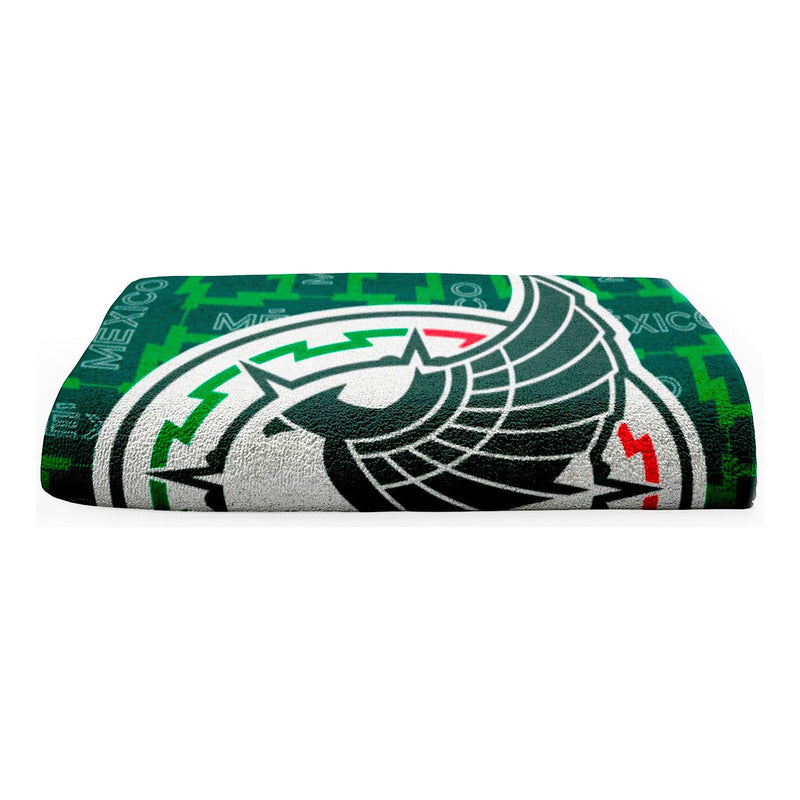 Toalla Súper Jumbo 1x1.50m Providencia® Equipos De Futbol Multicolor Selección Mexicana