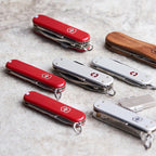 Victorinox 1.4603 Navaja Tinker Roja 12 Usos Rojo
