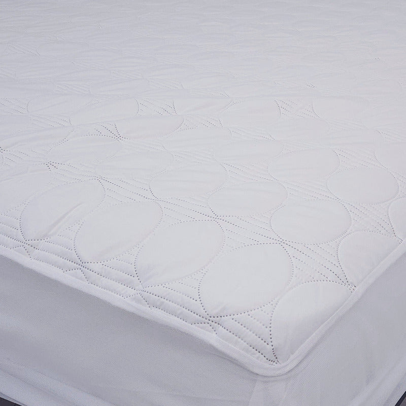 Protector De Colchón Impermeable Mat Basico Plus Vianney® Blanco Liso Matrimonial