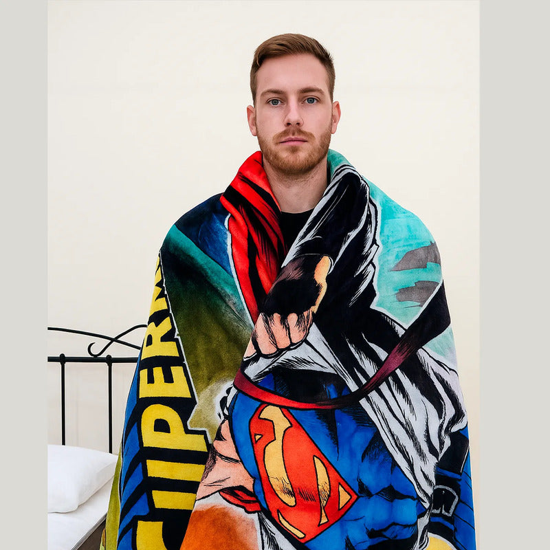 Cobertor Ligero Super Suave Matrimonial Diseños Providencia® Superman 850 G Multicolor