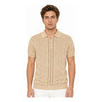 Playera Polo De Punto Para Hombre Mkhc0053 Marca Makn&co® Beige Ch Lisa