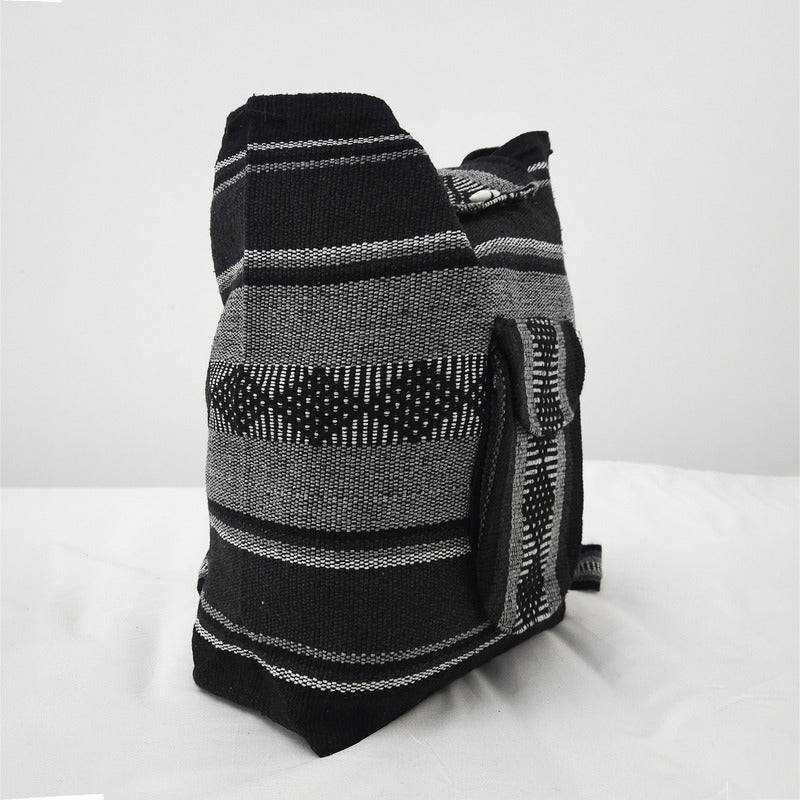 Mochila Artesanal Tejida Tipo Morral Con Bolsillo Frontal 10kg