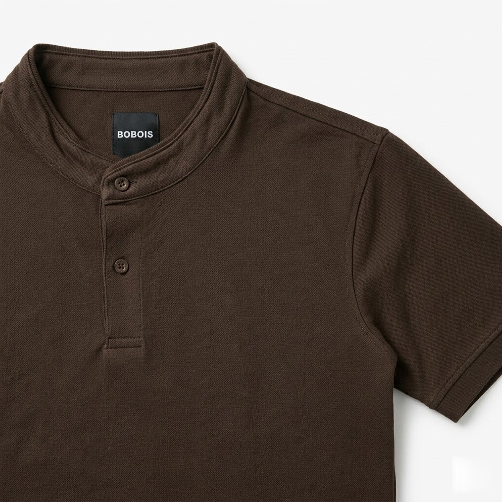 Playera Regular Fit Para Hombre Cuello Mao Mod.apmao Bobois®
